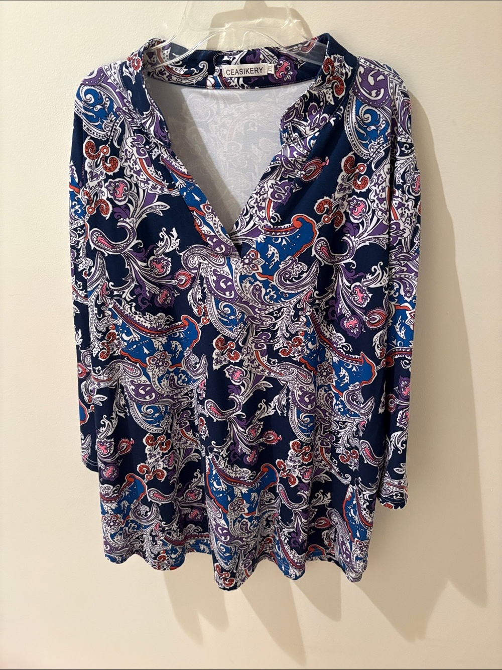 Ceasikery Navy Paisley V-Neck Tunic
